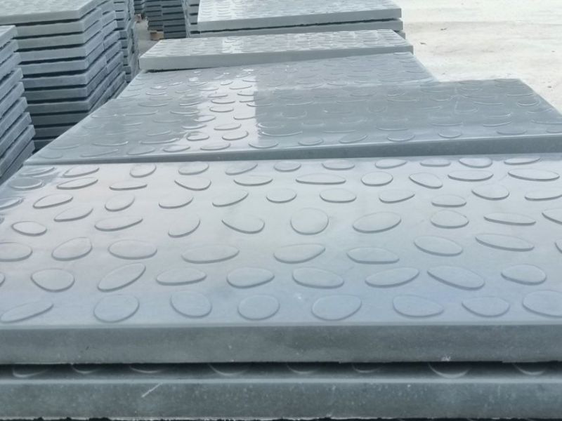 復合電纜溝蓋板預埋螺栓