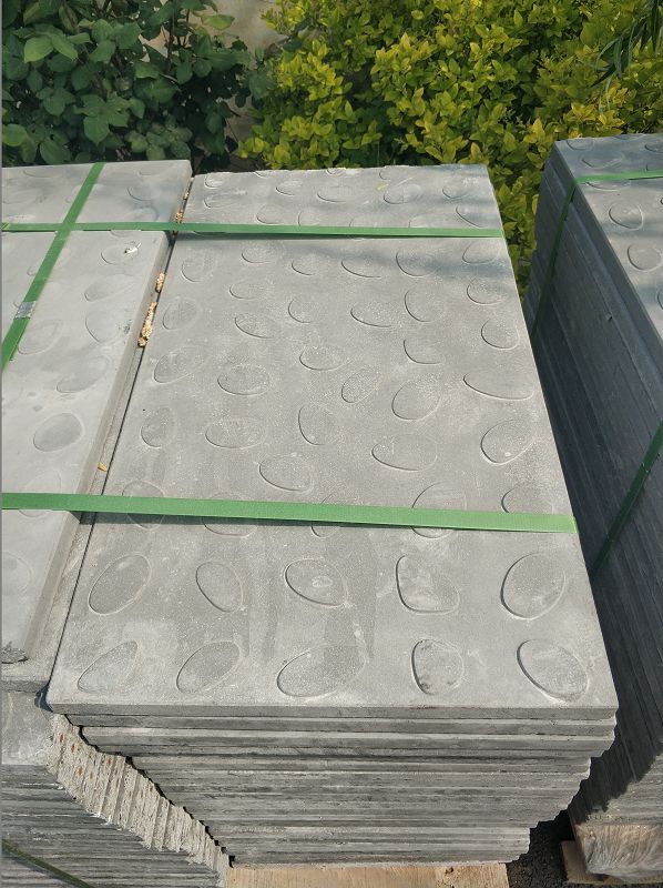 有機復(fù)合電纜溝蓋板是什么材質(zhì)？