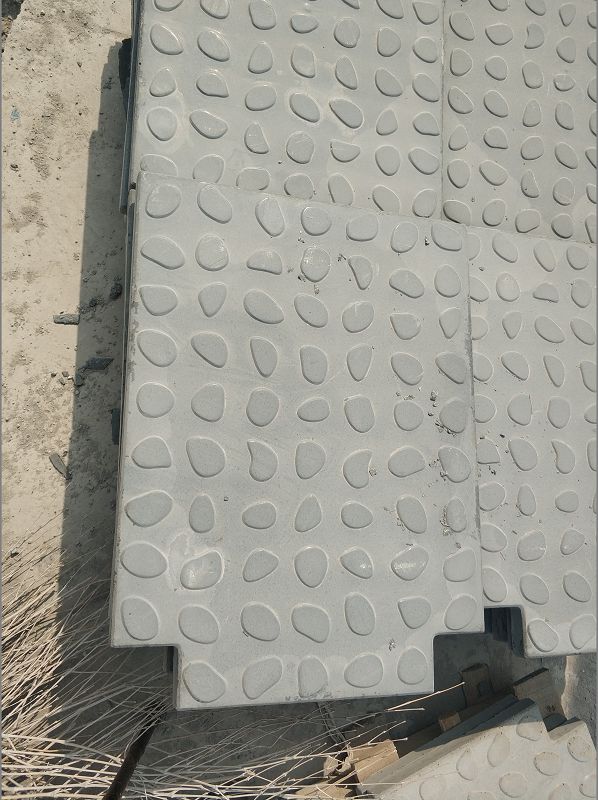 復(fù)合電纜溝蓋板的優(yōu)勢(shì)和特點(diǎn)