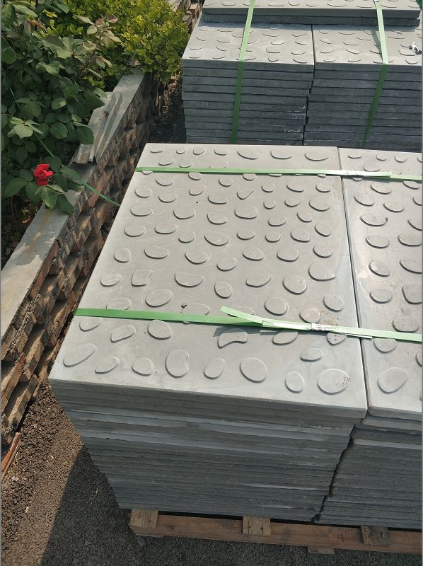 復(fù)合電纜溝臨時蓋板有哪些產(chǎn)品特點呢？