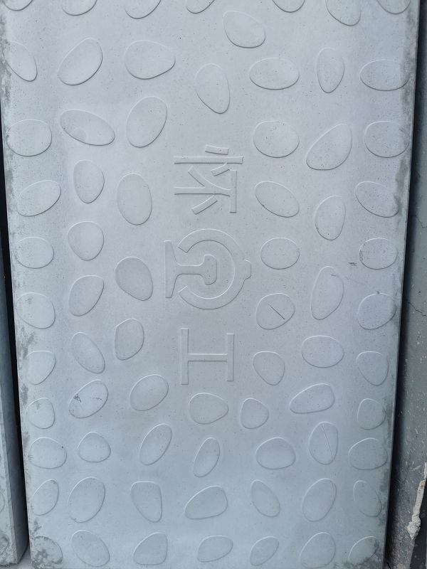 購買電纜溝蓋板的時(shí)候需要考慮哪些因素呢？