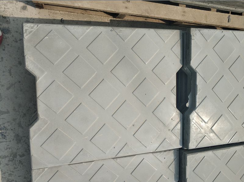 ?電纜溝蓋板對(duì)環(huán)境維護(hù)要求